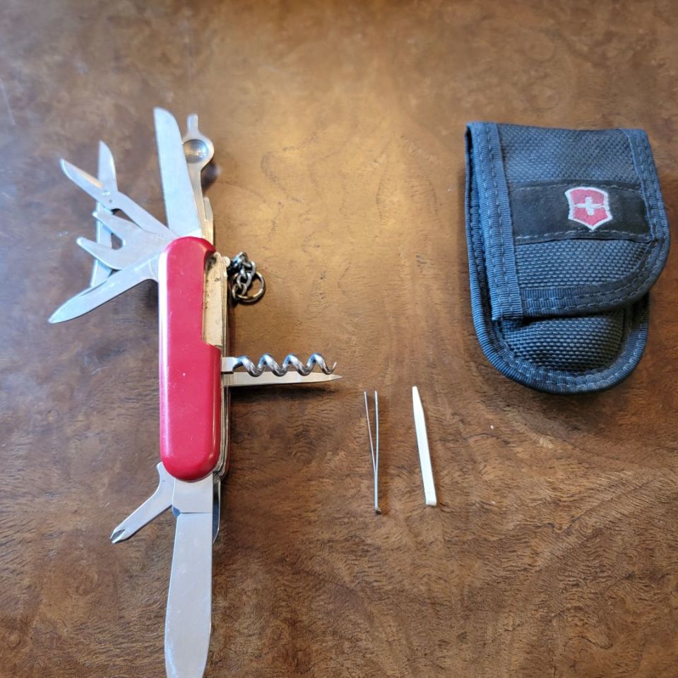 Image 2 - Wenger delemont Swiss 4 layer 