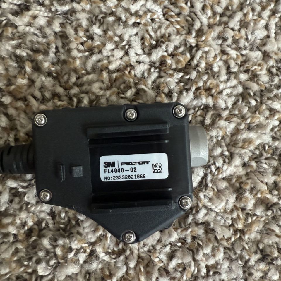 Image 2 - Peltor FL4040-02 PTT