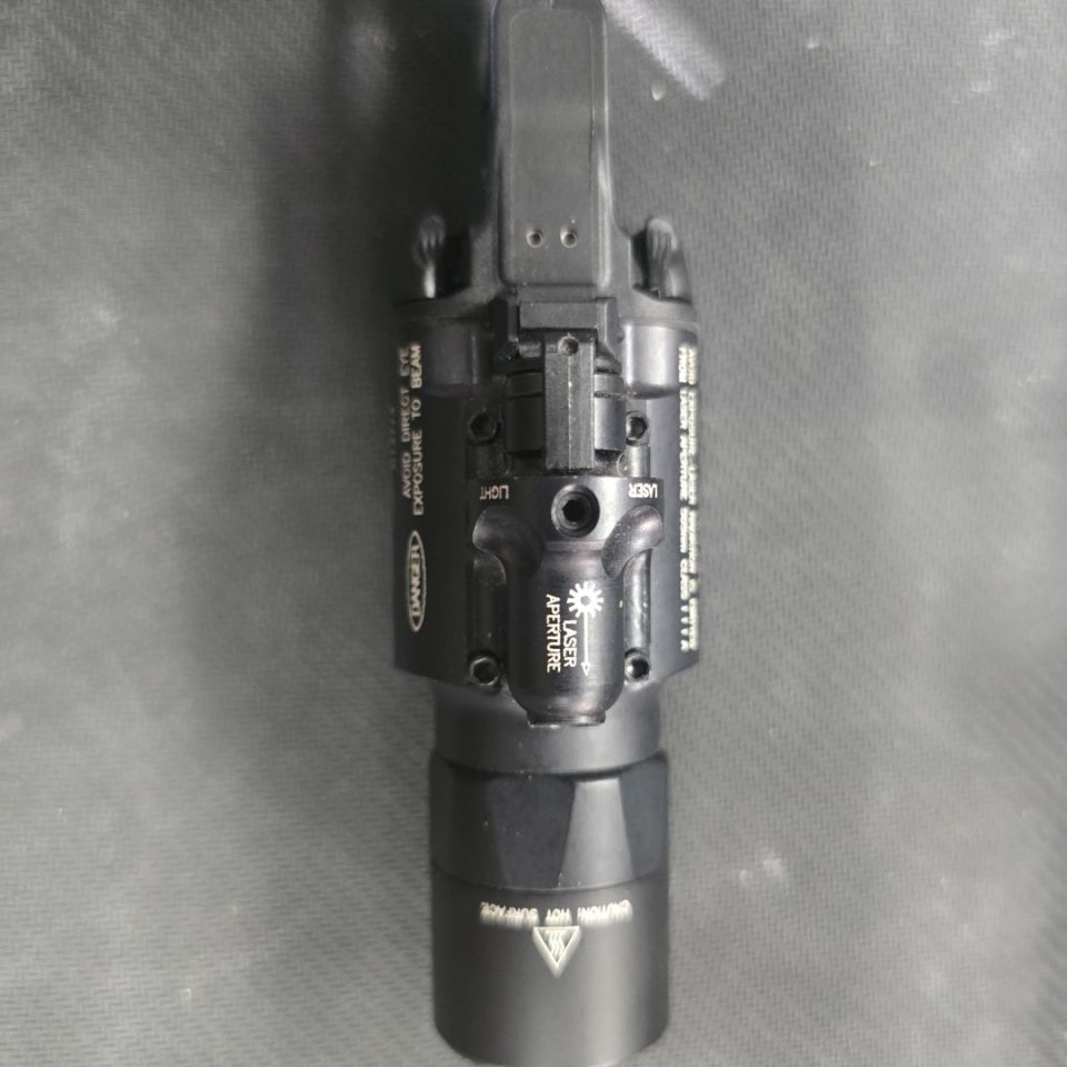 Image 3 - SUREFIRE X400 & TAILCAP