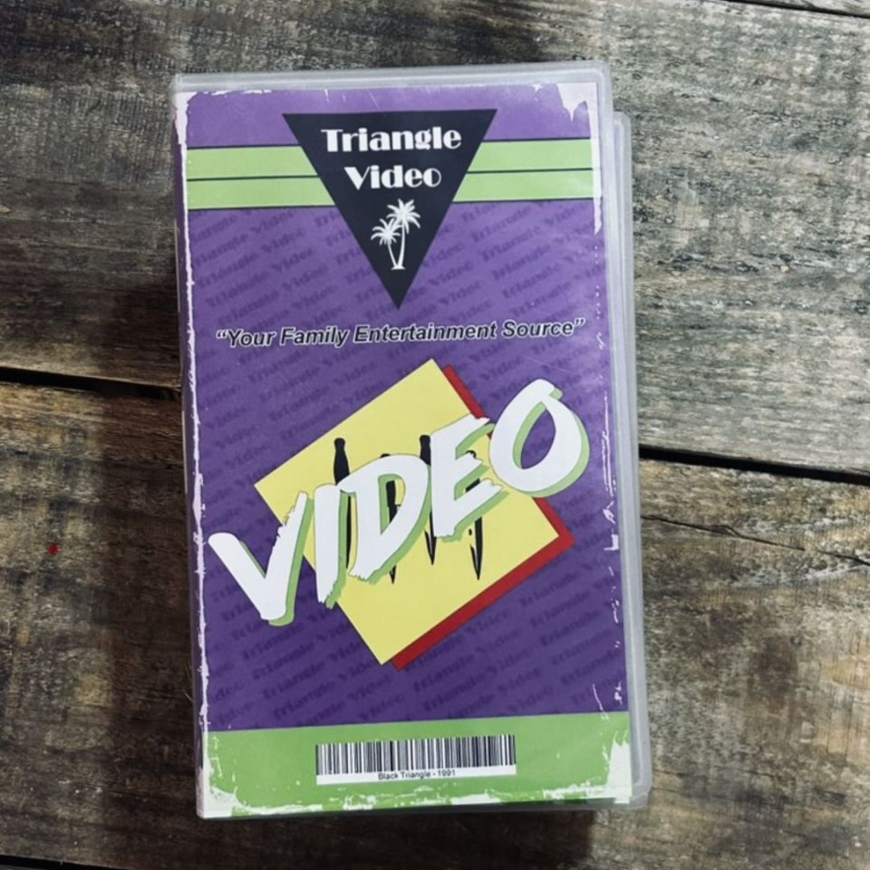 Image 2 - Black Triangle G10 Knives