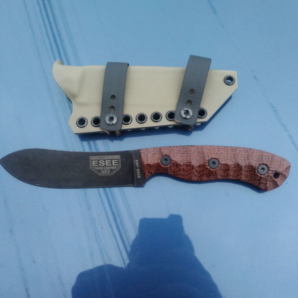 Image 2 - ESEE JG5 knife. 
