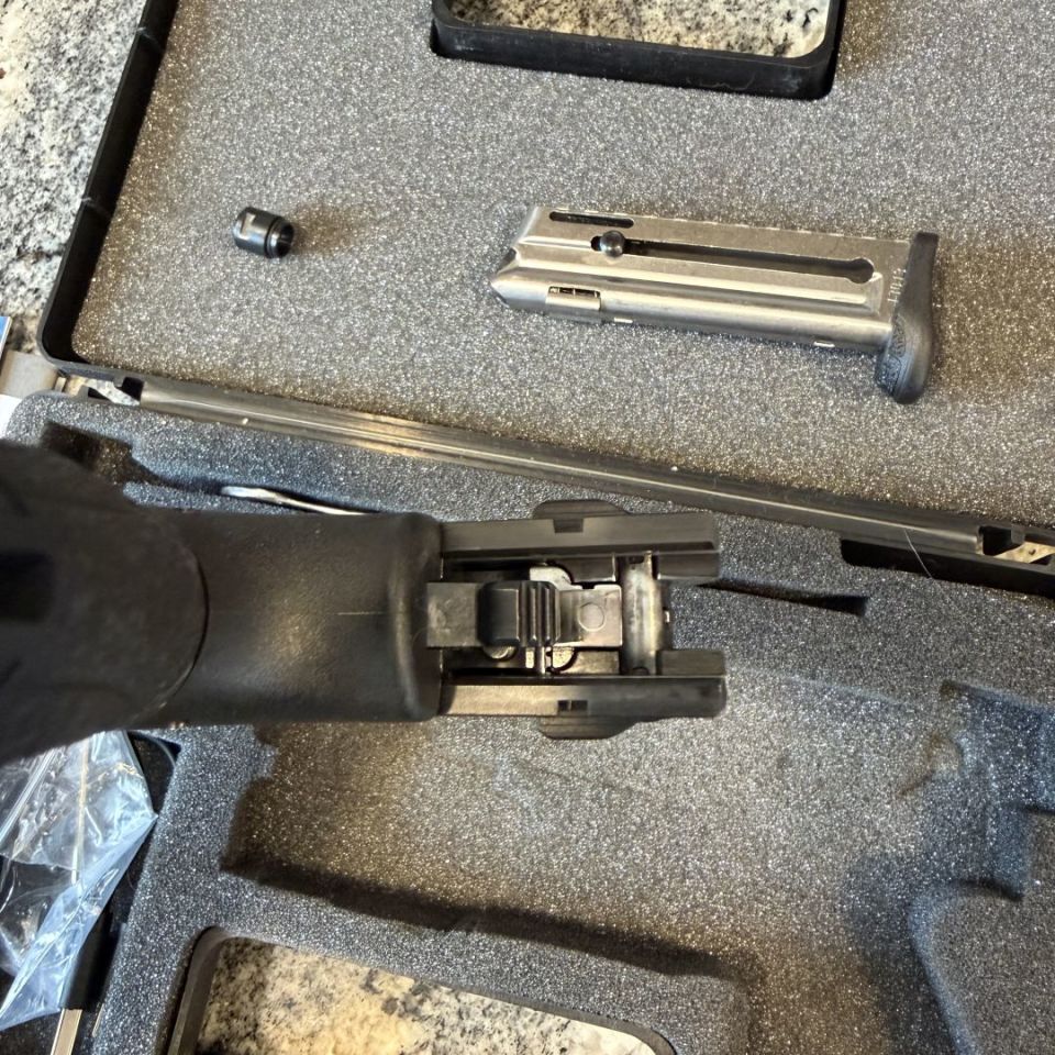 Image 2 - Walther P22