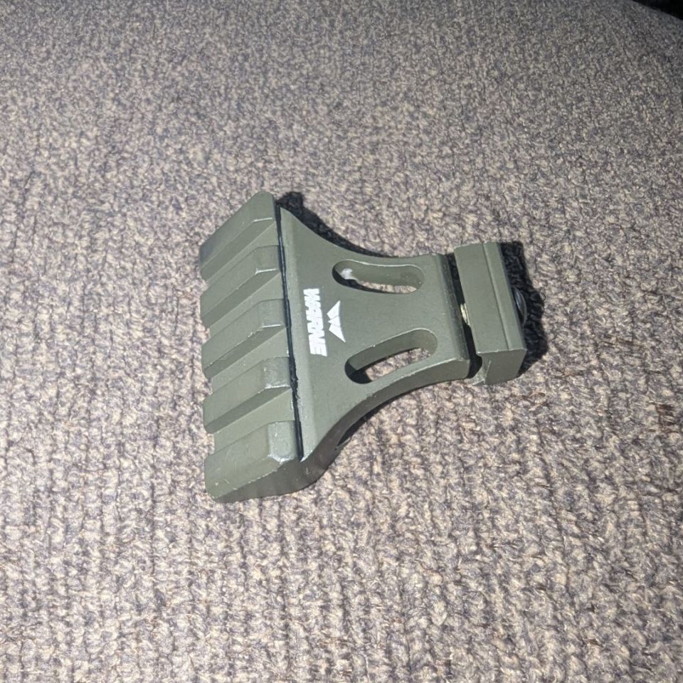 Image 1 - Offset mount