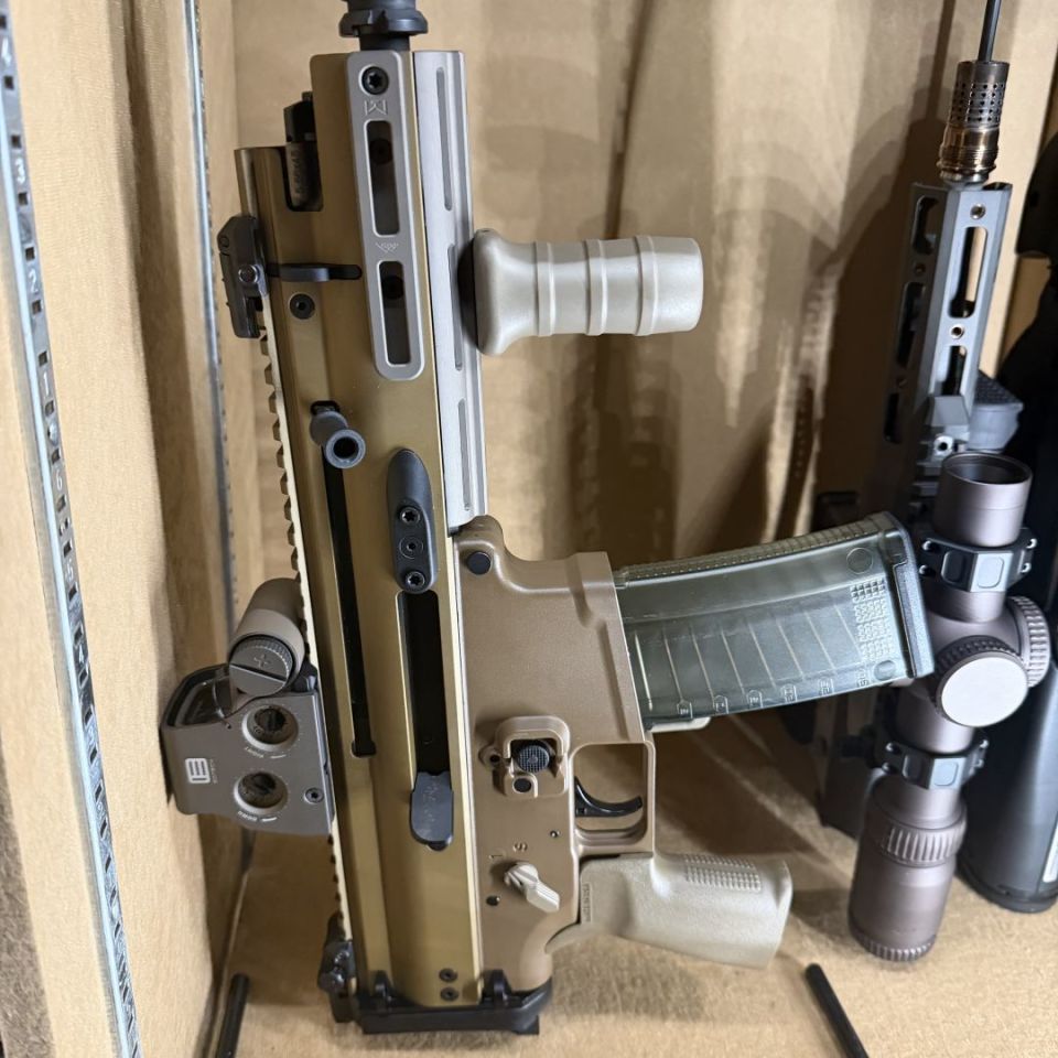 Image 2 - Scar 15p