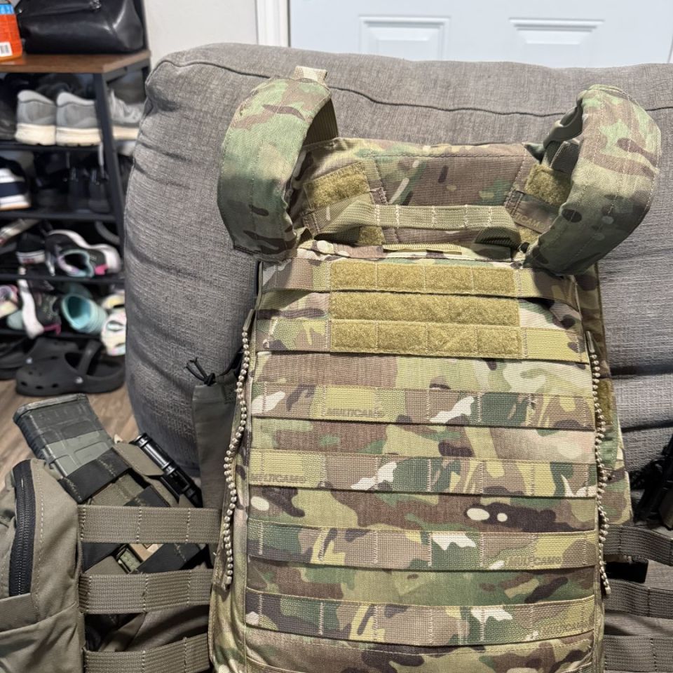 Image 2 - Avs plate bags MC LG Mbav