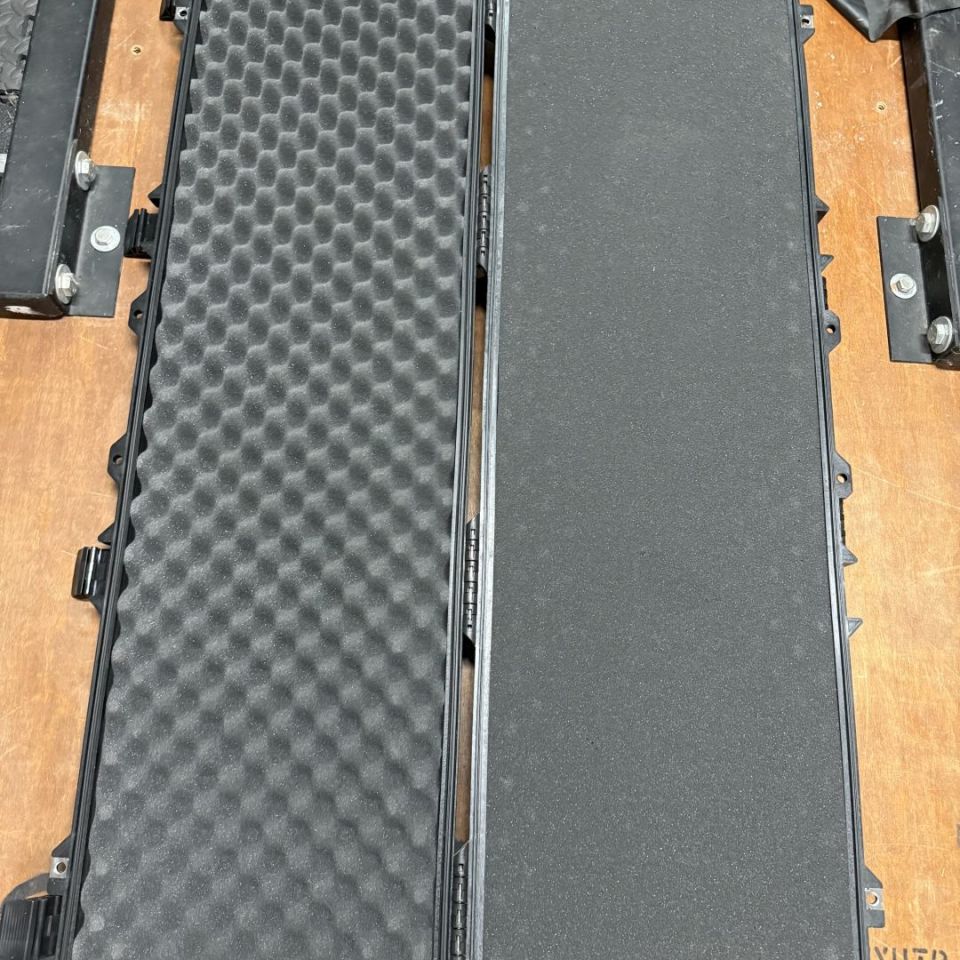 Image 2 - Pelican 1750 rifle case