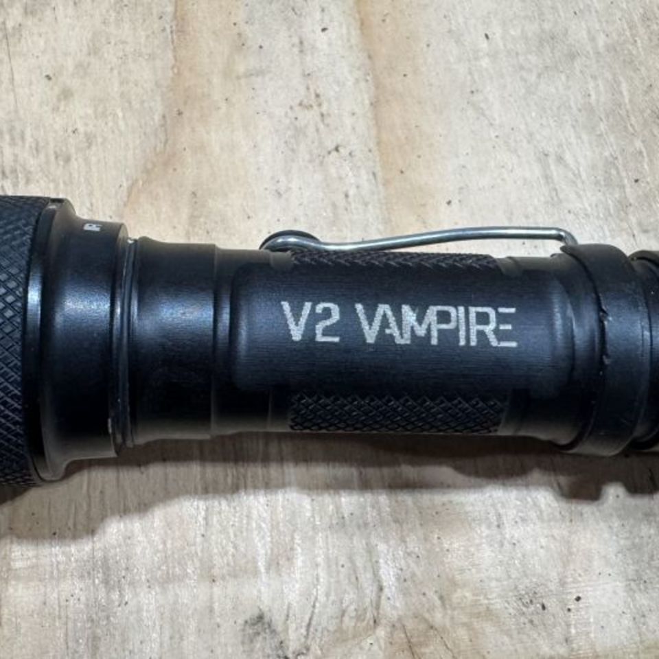 Image 1 - Surefire V2 Vampire 