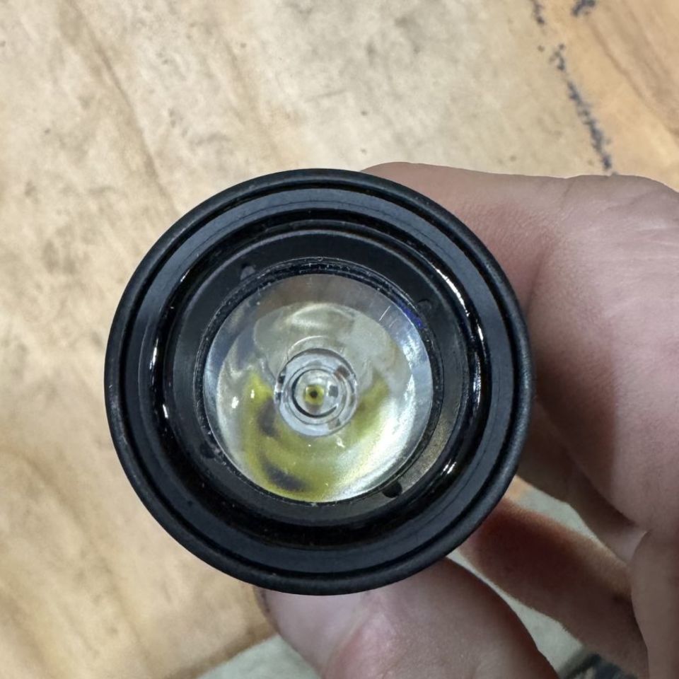 Image 3 - Surefire V2 Vampire 