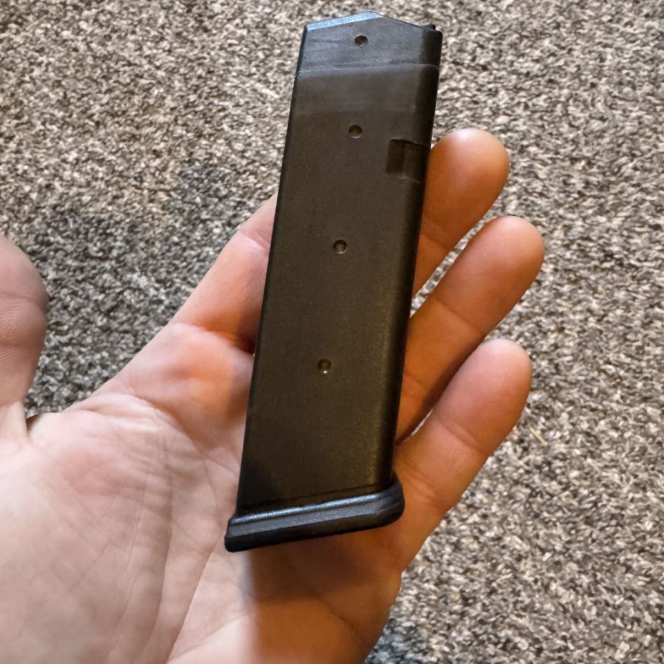 Image 2 - OG Glock 17 mag
