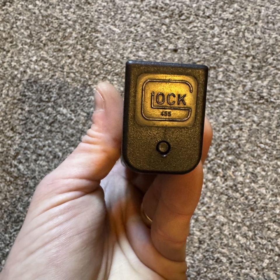 Image 5 - OG Glock 17 mag