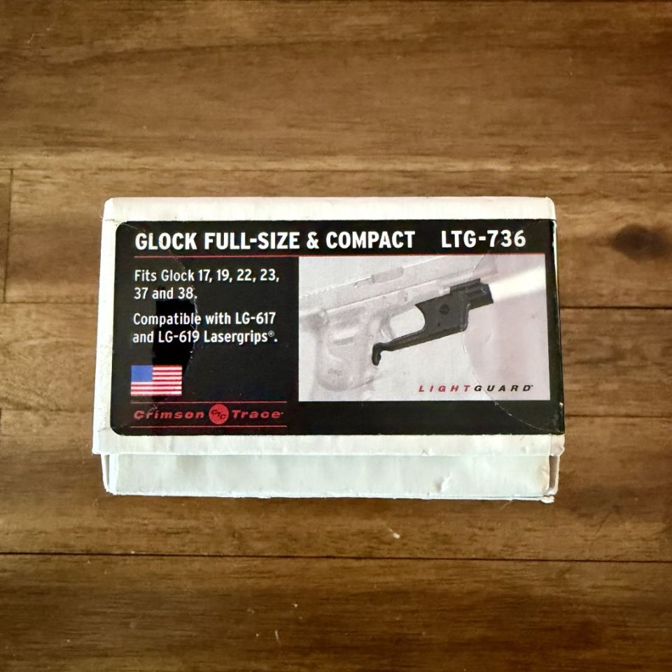 Image 2 - Vintage Crimson Trace LTG-736