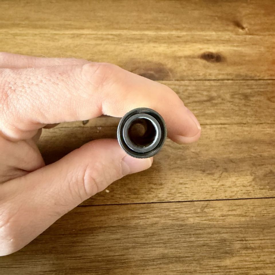 Image 2 - Glock19 G3 OEM threaded barrel