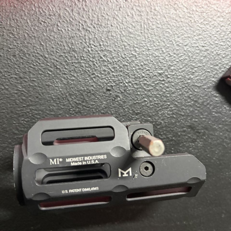 Image 5 - Midwest Industries MP5K MLOK 