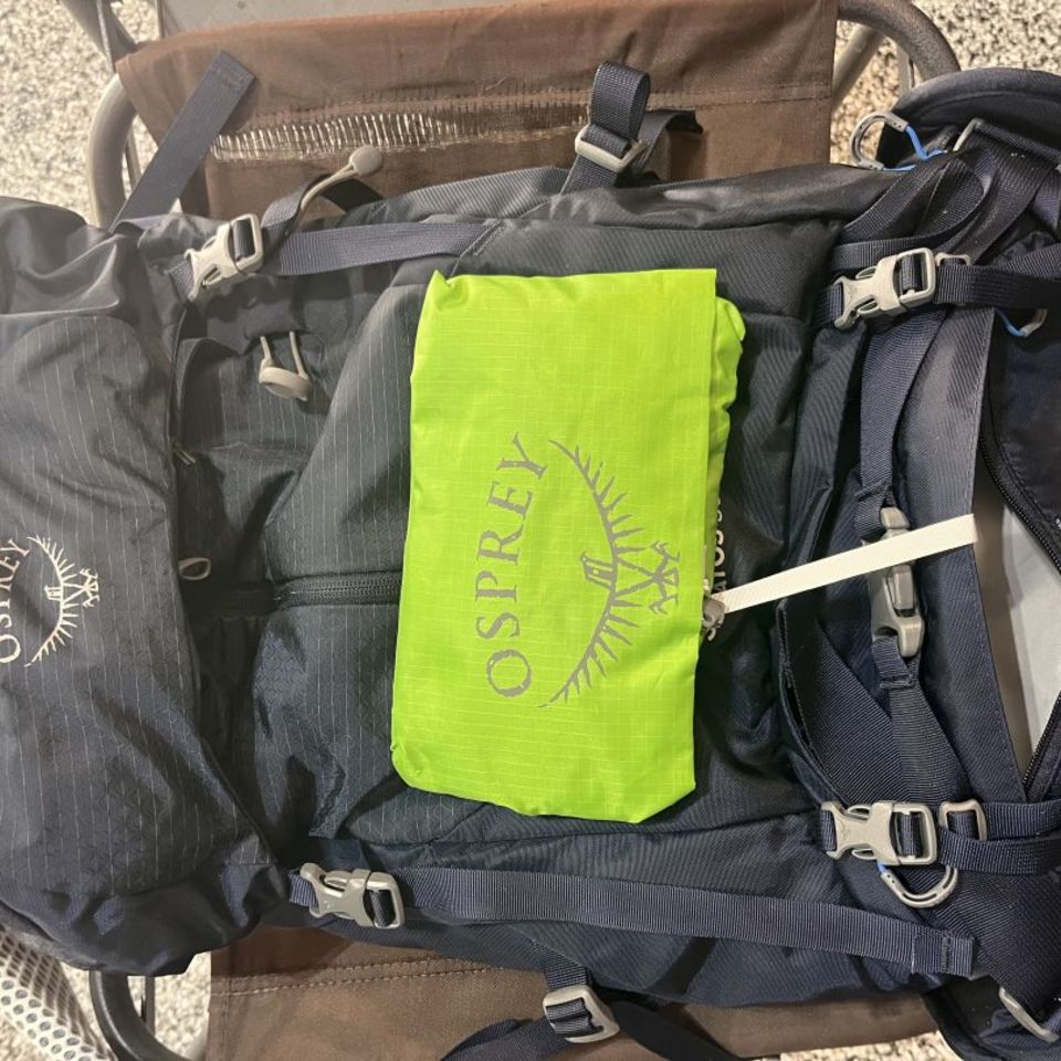 Image 3 - Osprey Stratos 36 