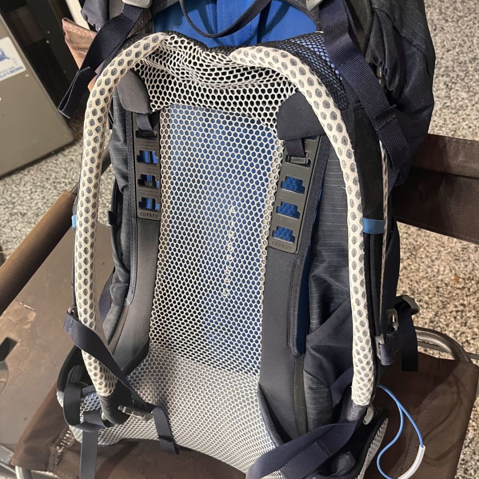 Image 2 - Osprey Stratos 36 