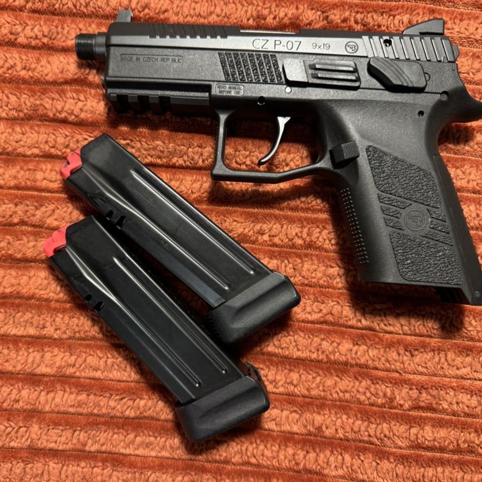 Image 2 - CZ P07