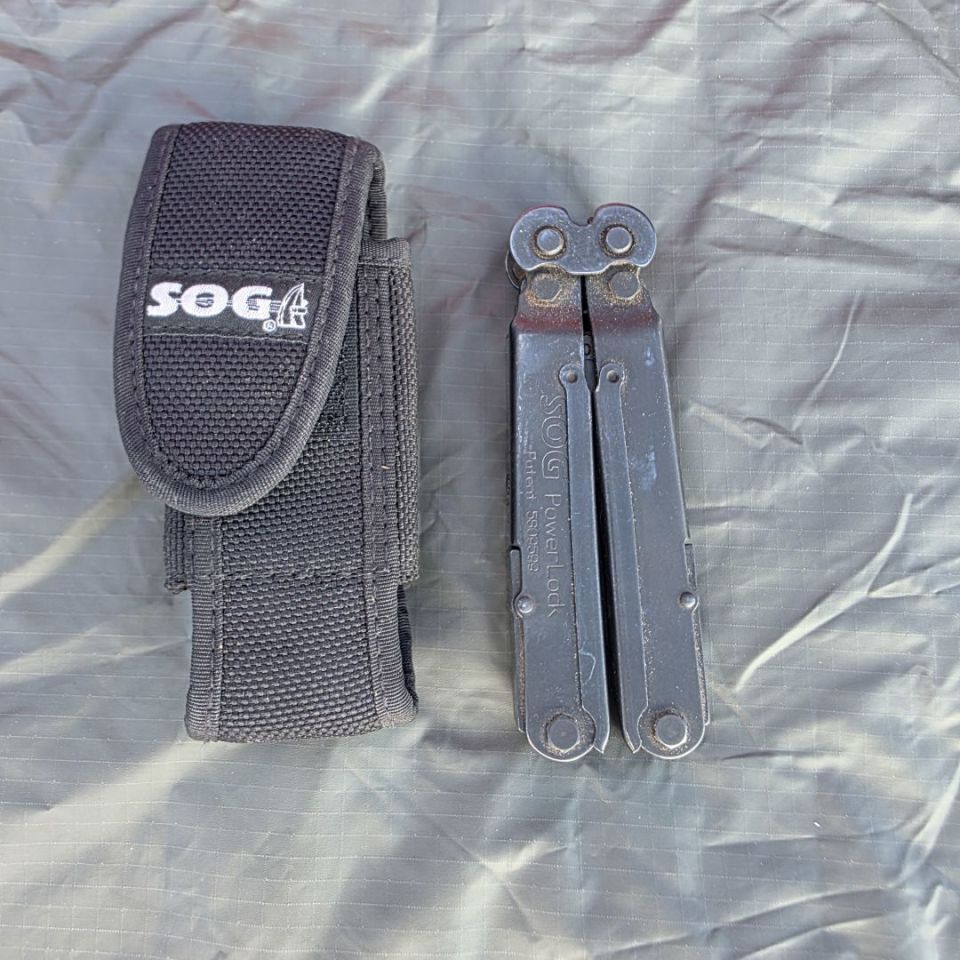 Image 3 - SOG powerlock