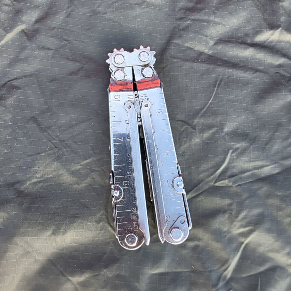 Image 2 - SOG powerlock