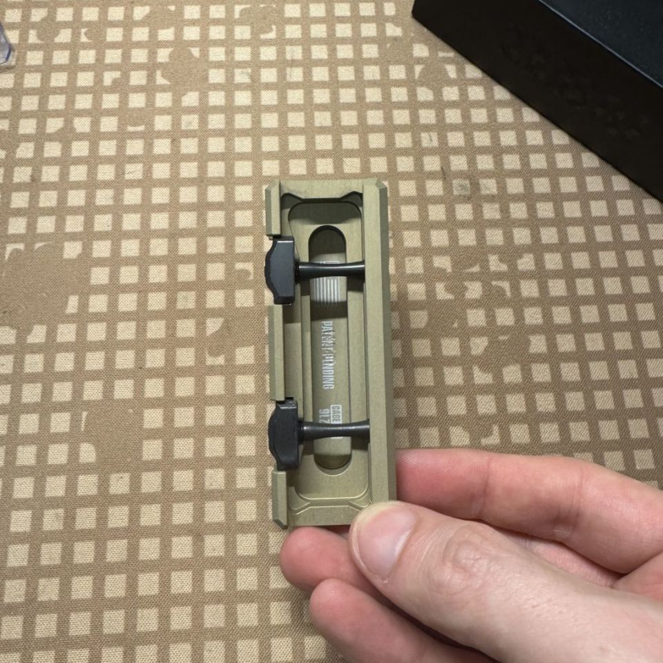 Image 3 - Gold Kastle EXPS mount LNIB