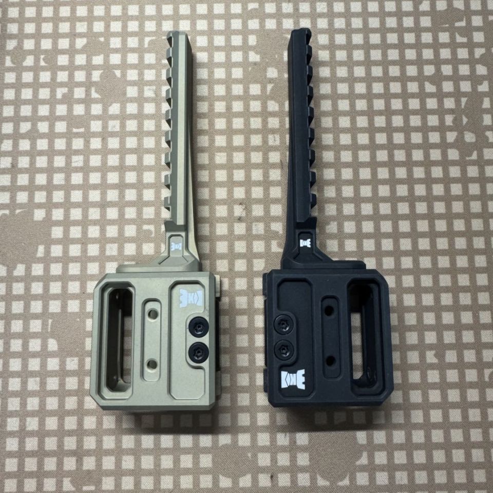 Image 4 - Black and Gold Kastle Aimpoint