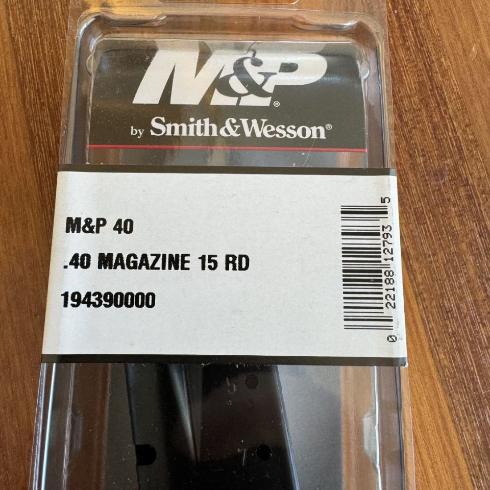 Image 2 - S&W M&P .40 magazines new