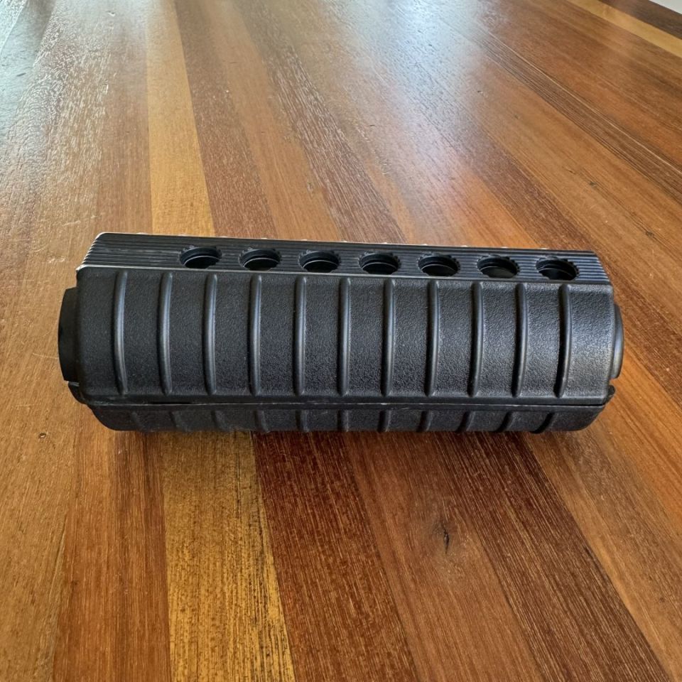 Image 3 - Colt M4 handguards 