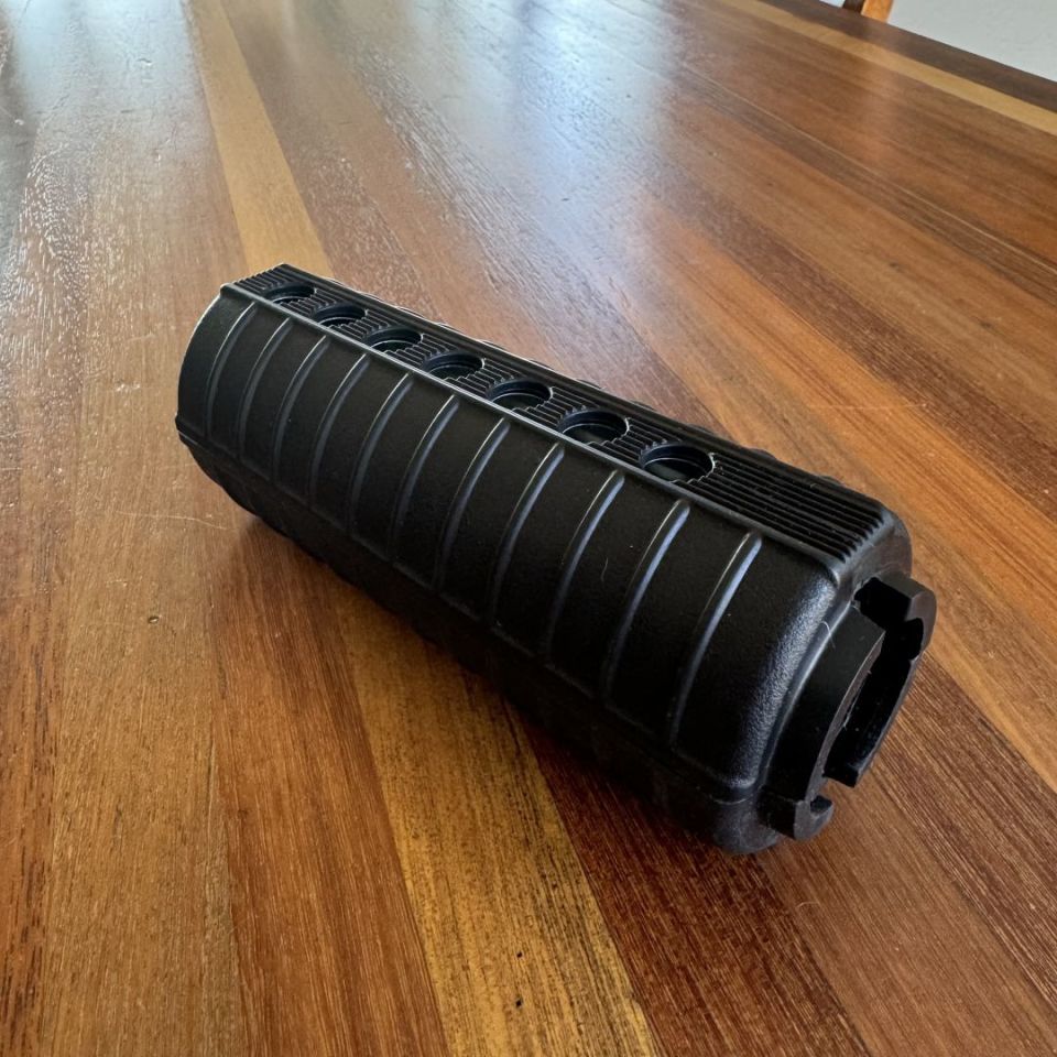 Image 4 - Colt M4 handguards 