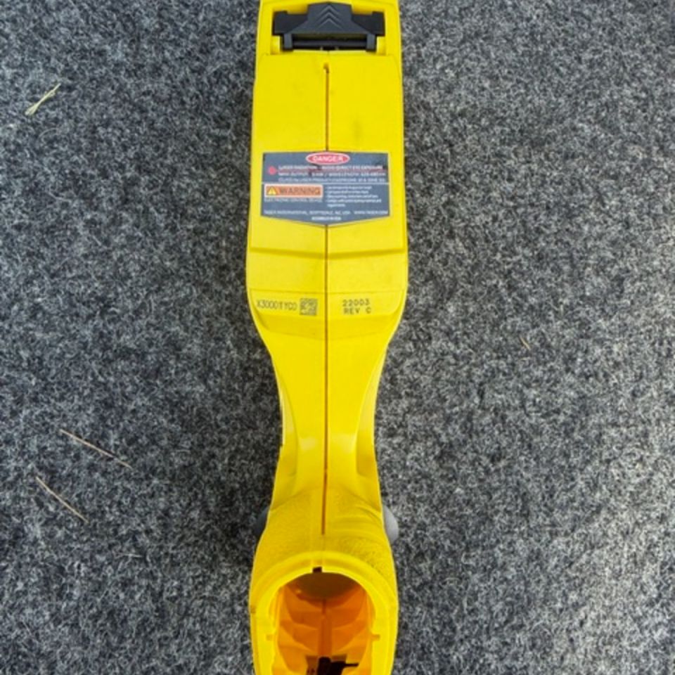 Image 4 - Taser X2 W/ Extras Package