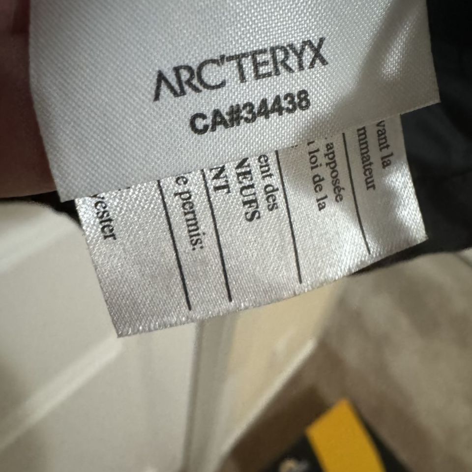 Image 3 - Arc’Teryx XXL-L. Jacket (XL-L)