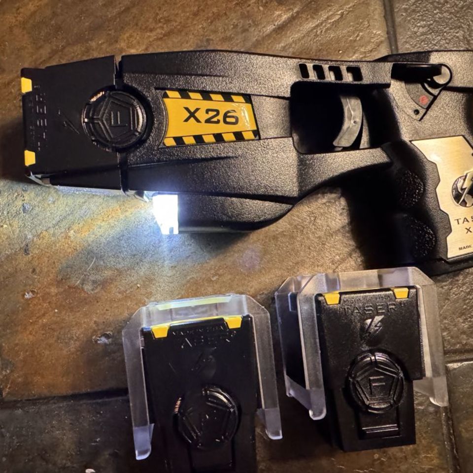 Image 1 - Tazer X26c