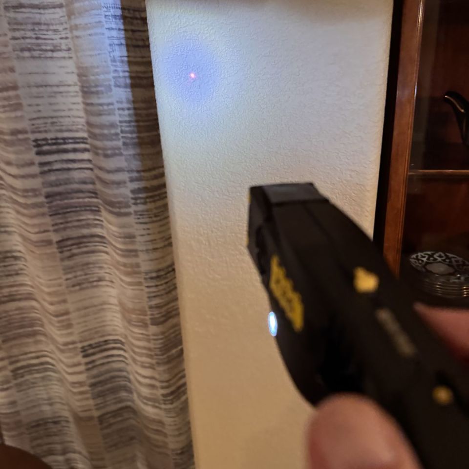 Image 3 - Tazer X26c