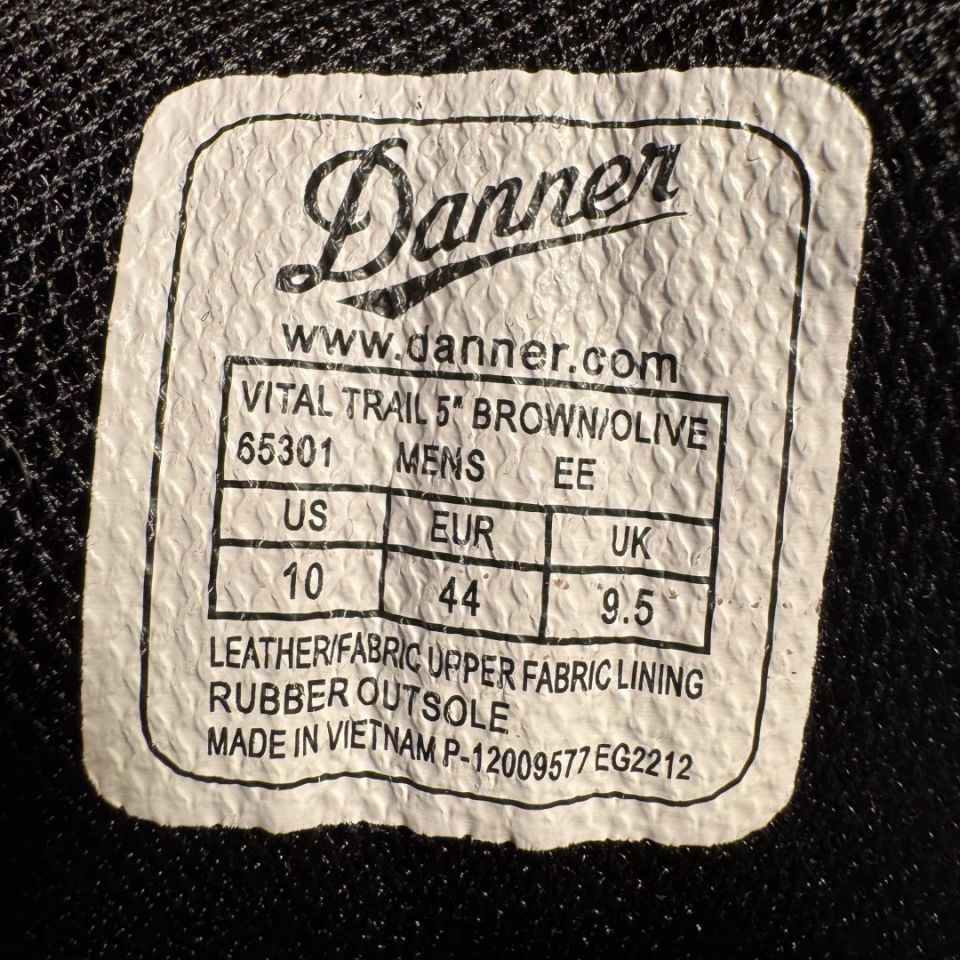 Image 3 - Danner Hikers 10EE New!