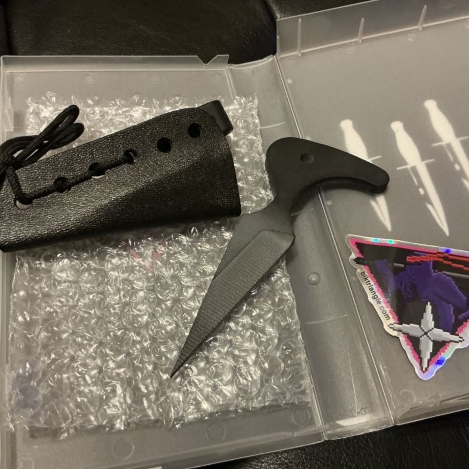 Image 3 - Black Triangle PCT-L G10 Knife