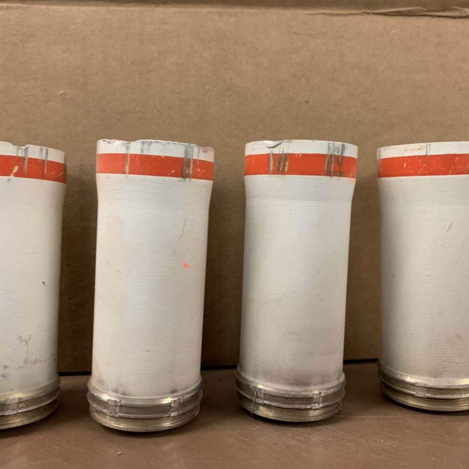 Image 2 - 40mm M195 cases &para bodies. 