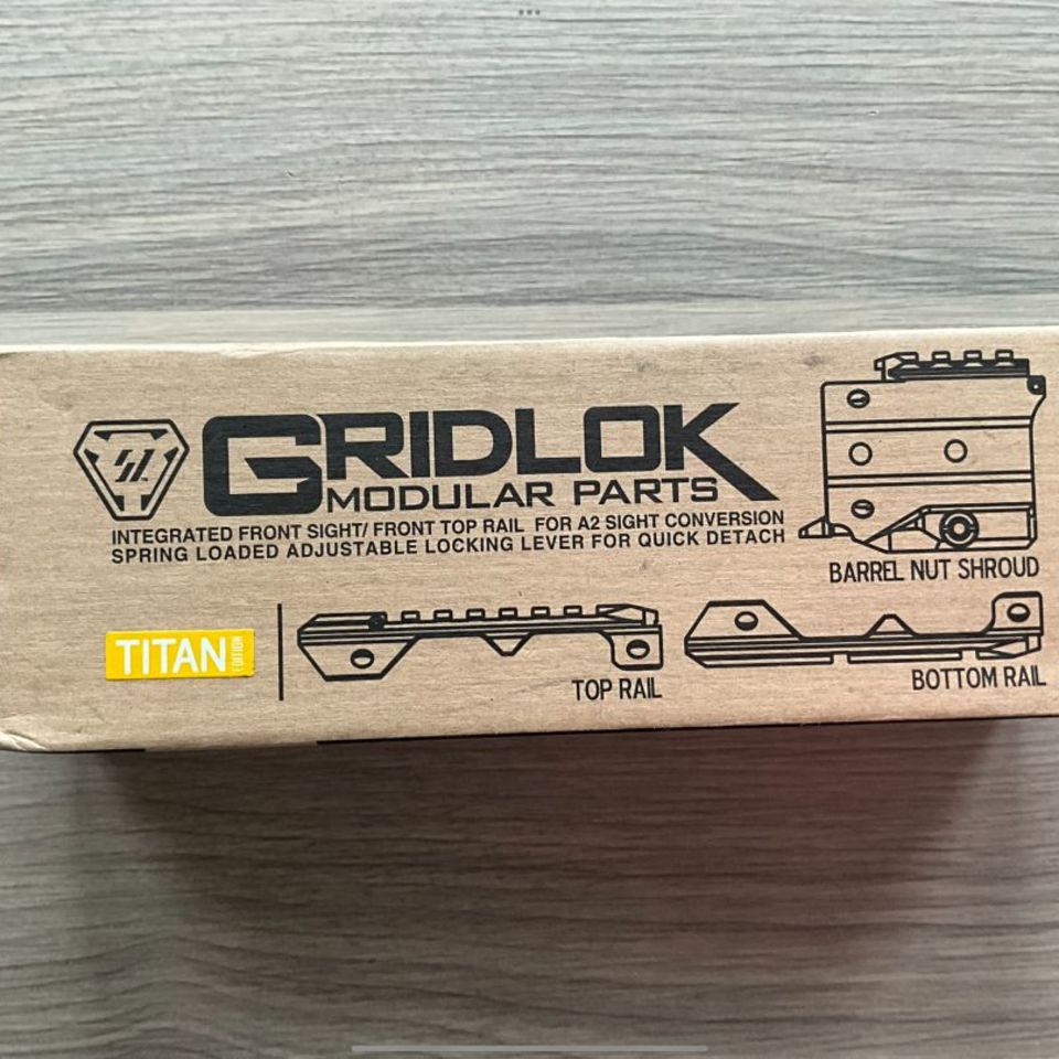 Image 1 - Strike industries Gridlok Gold