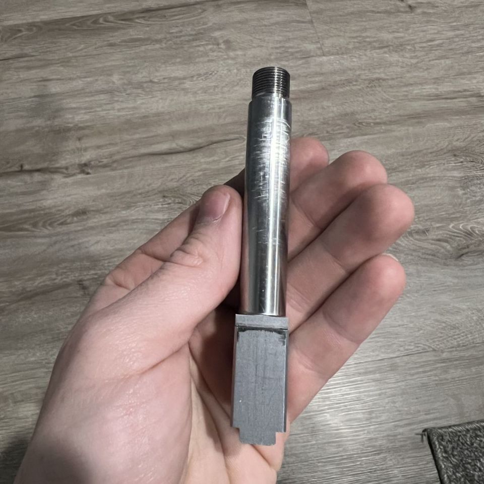 Image 3 - Glock 19 threaded barrel