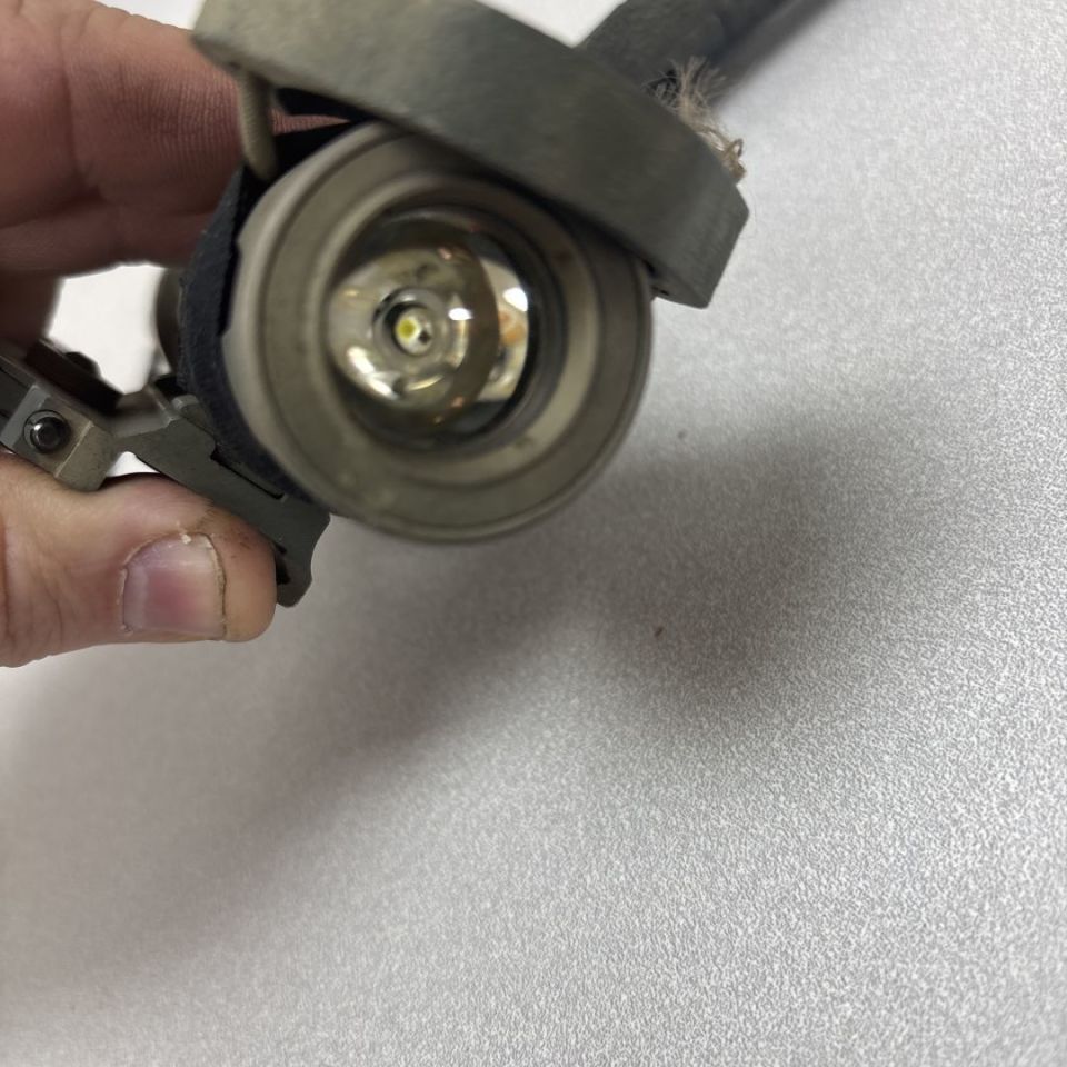 Image 3 - Surefire m952v