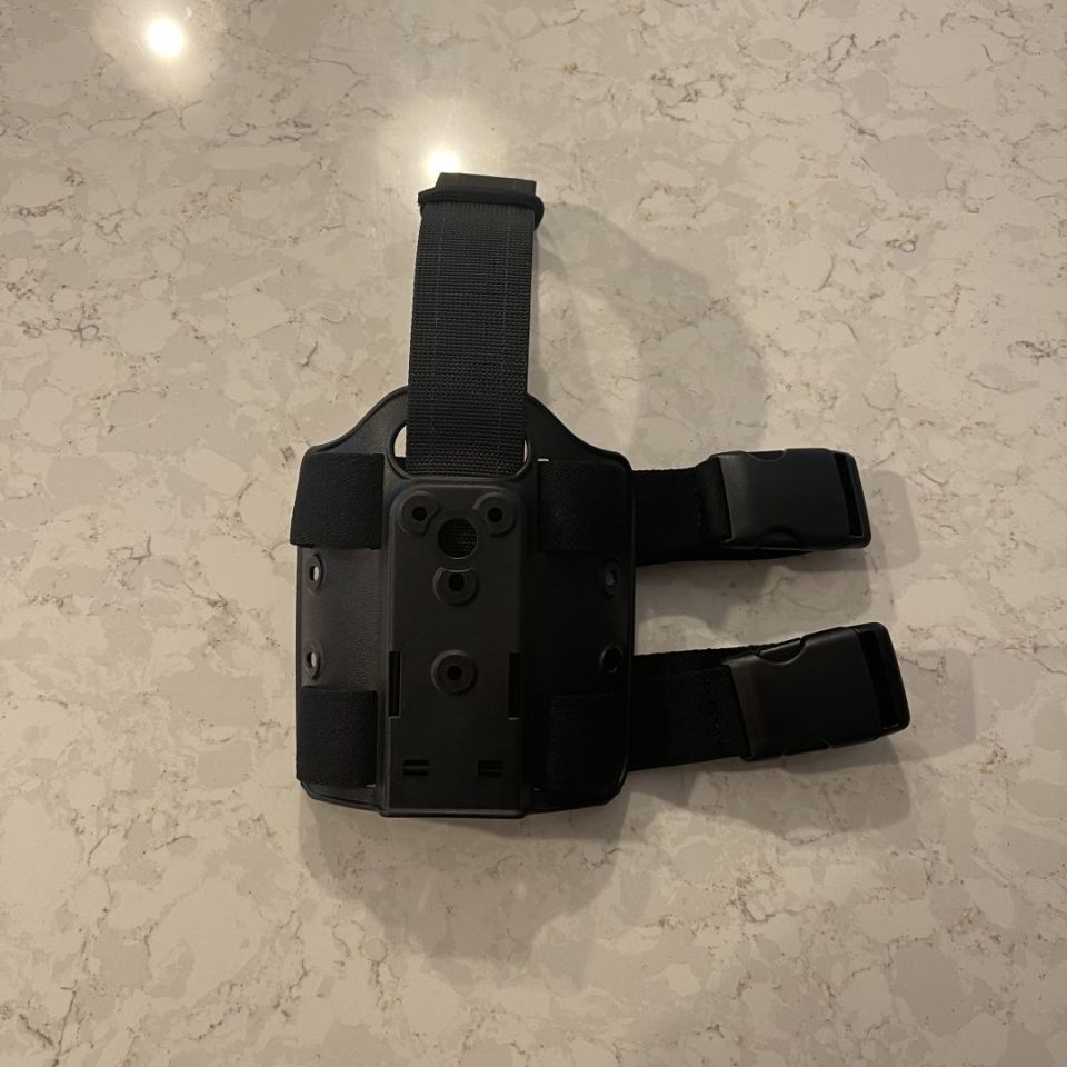 Image 1 - New Safariland drop leg attachment 