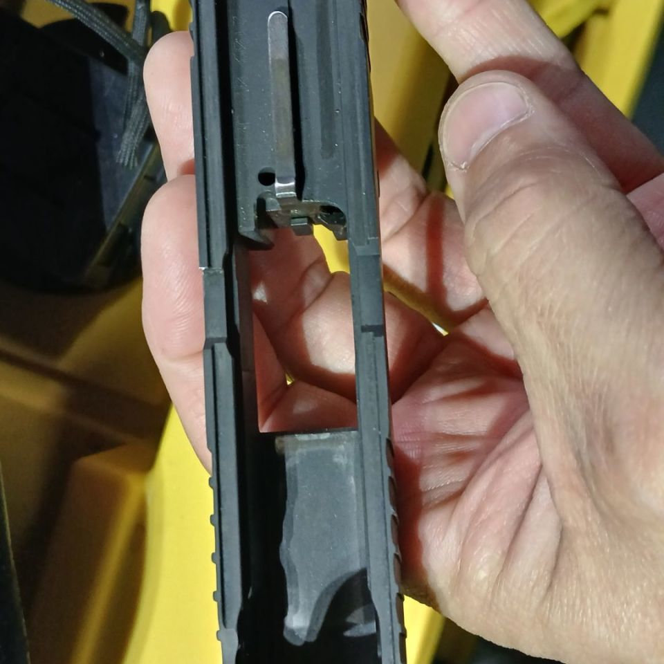 Image 4 - 320 Compact upper