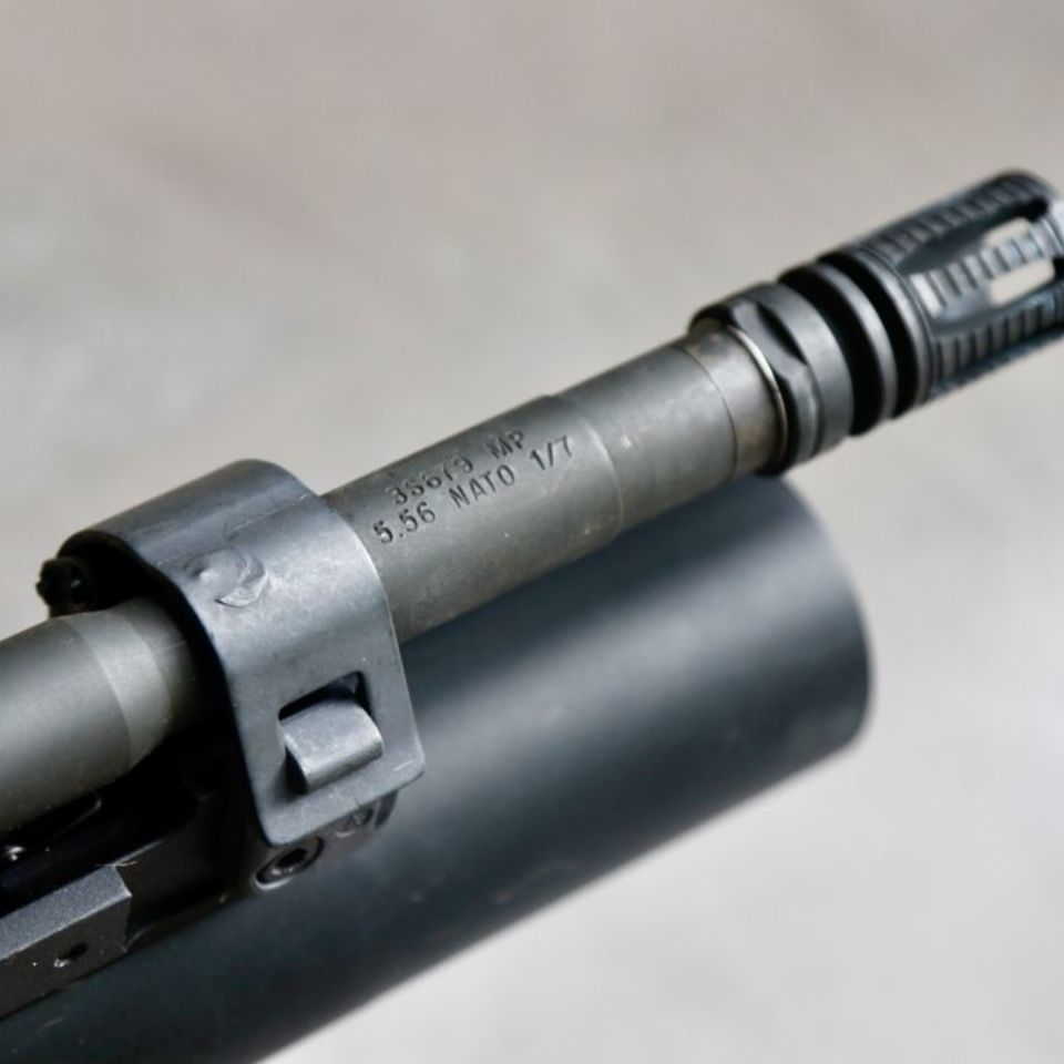 Image 3 - M4A1 + M203