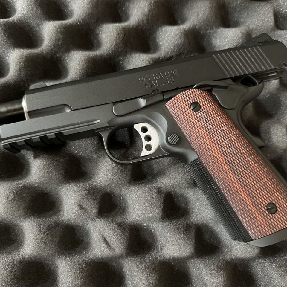 Image 4 - Springfield Professional 1911 