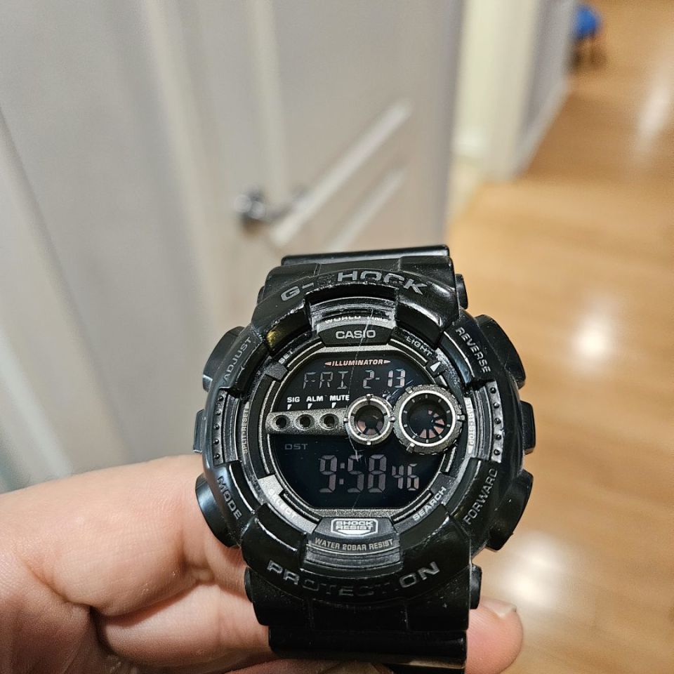 Image 1 - G shock GD-100