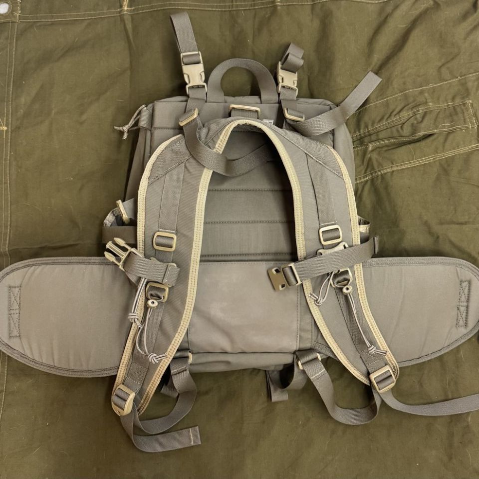 Image 2 - Hill People Bookcliff w extras