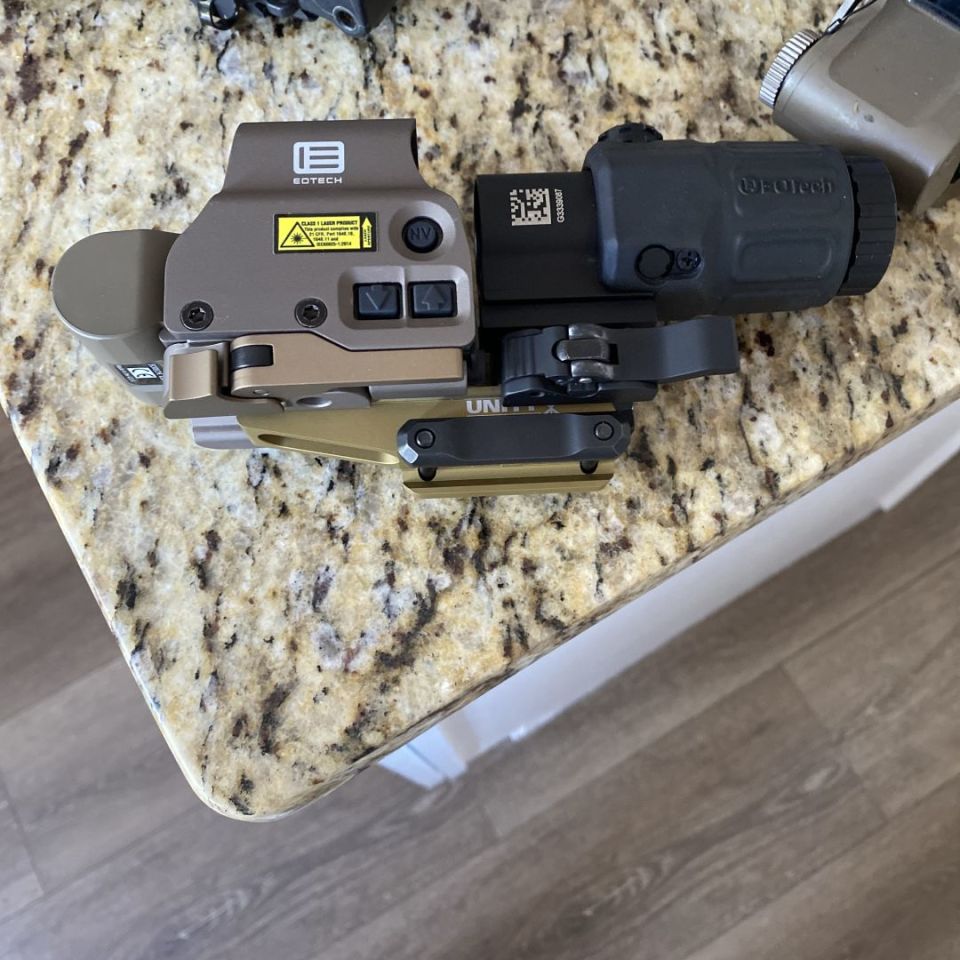 Image 1 - Eotech exps-3 & g33/unityriser