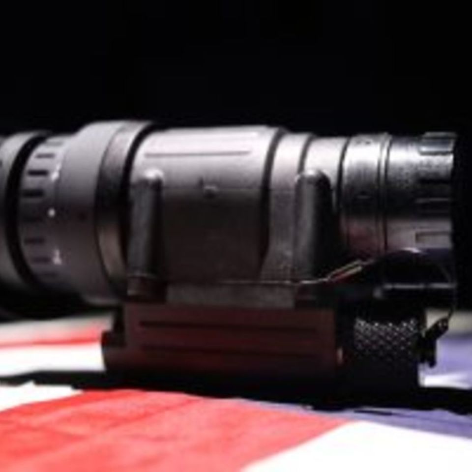 Image 2 - White phosphor Gen3 PVS14 3 complete setup