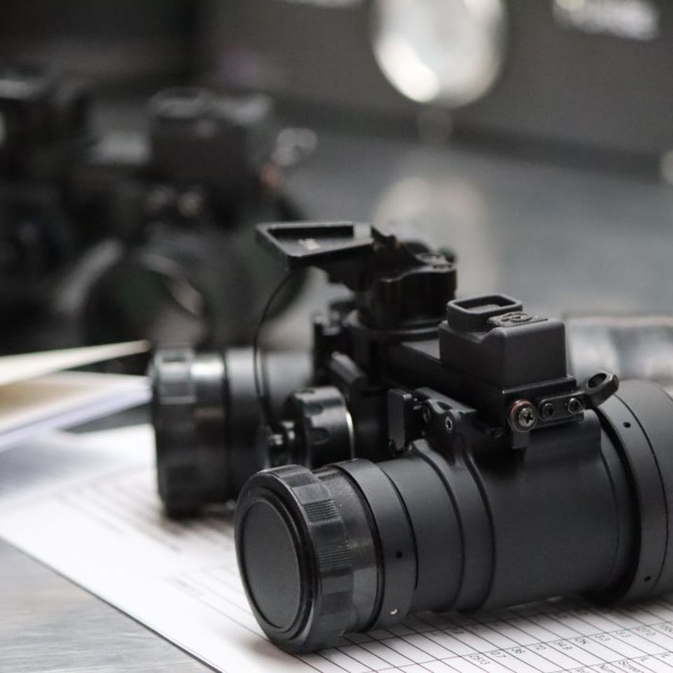 Image 1 - L3 White Phosphor RPNVGs 