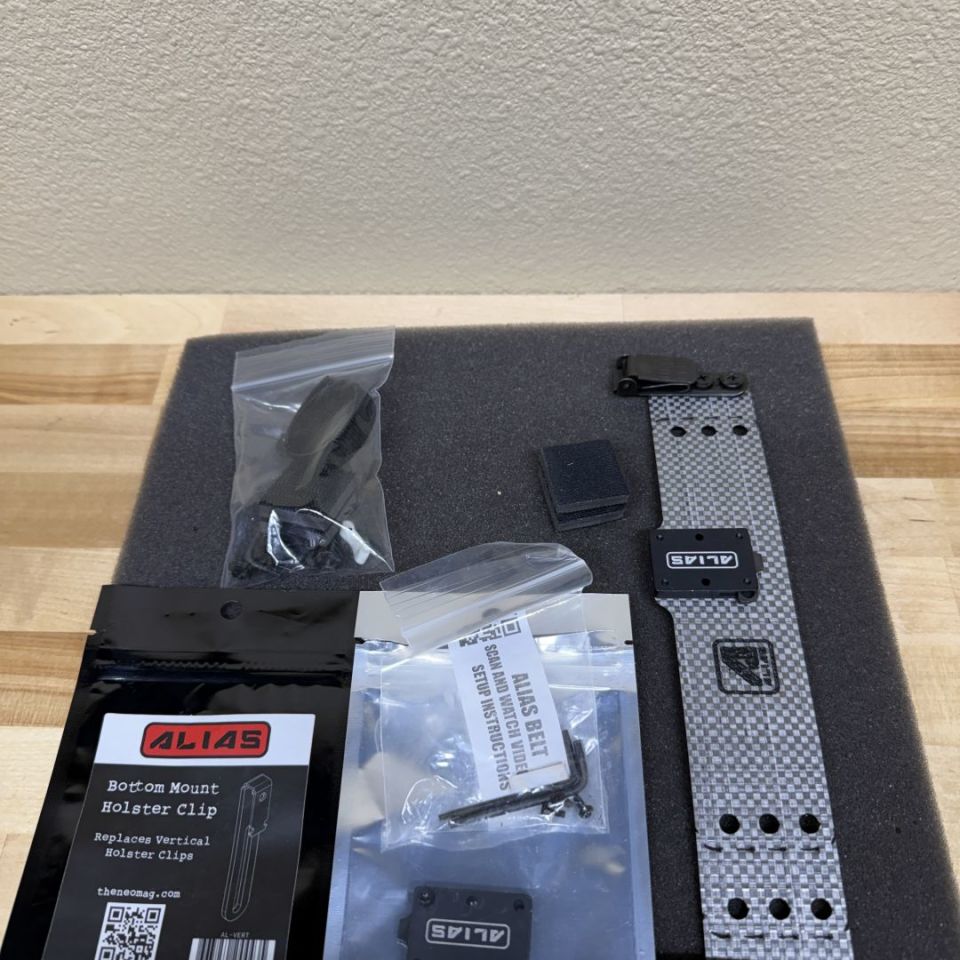 Image 1 - Alias Beltless and 34” belt