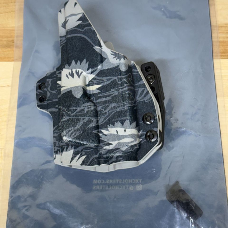 Image 2 - TXC Limited Aloha Holster 