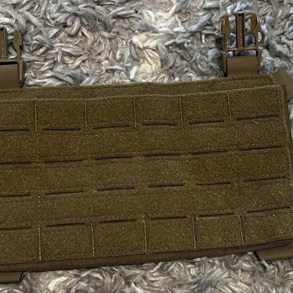 Image 4 - Ferro/ First spear