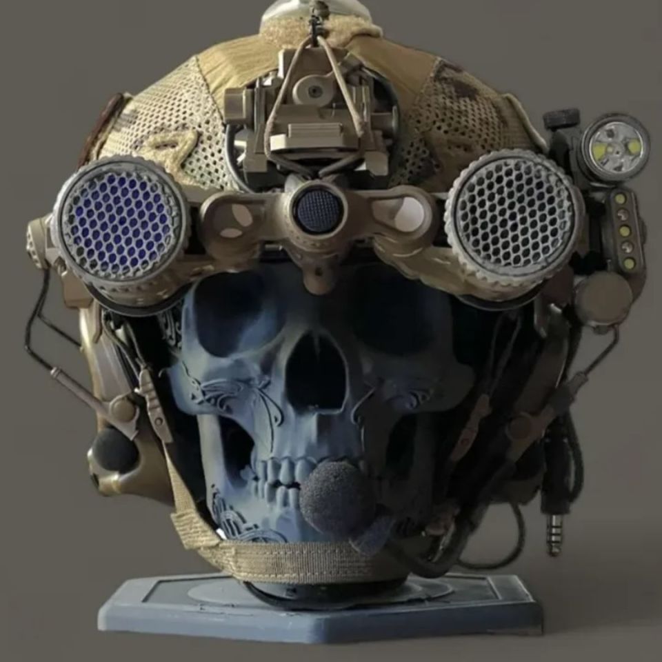 Image 1 - Skull Tactical Helmet Stand Shipped